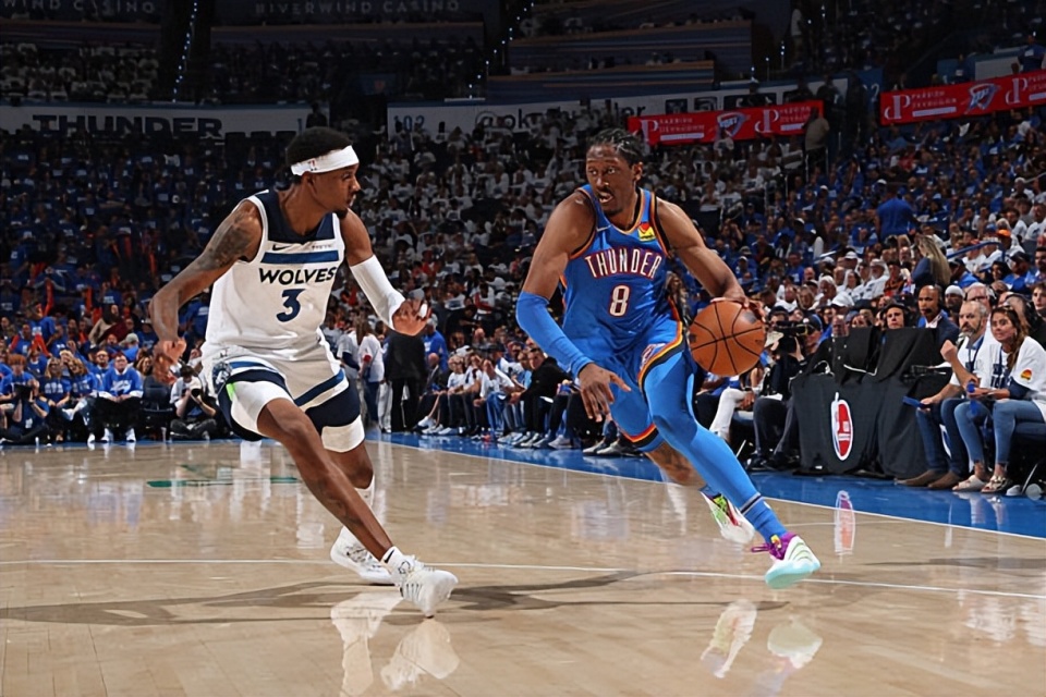 人士留下深 人士留下深