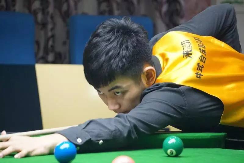 并由替补上 并由替补上