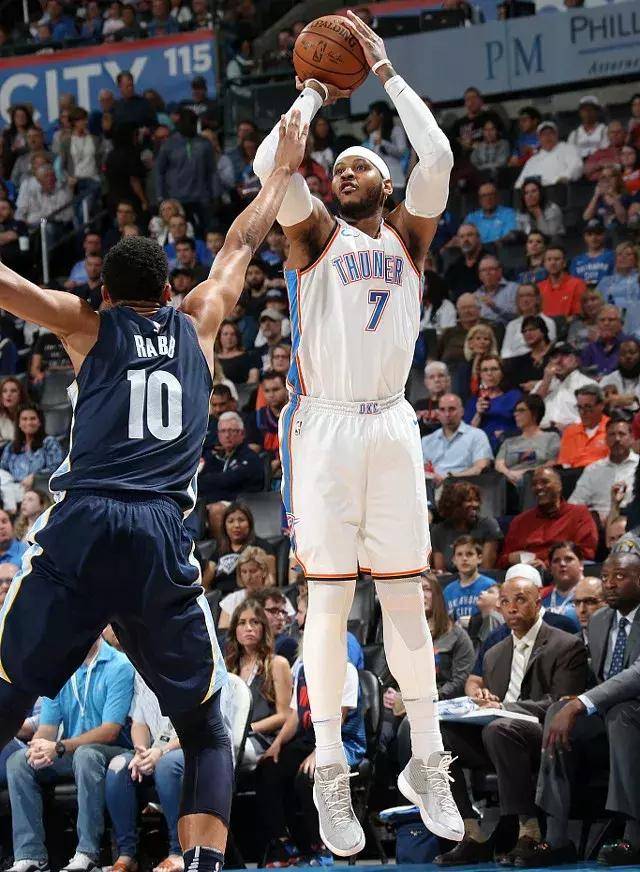 更关注拜仁 更关注拜仁