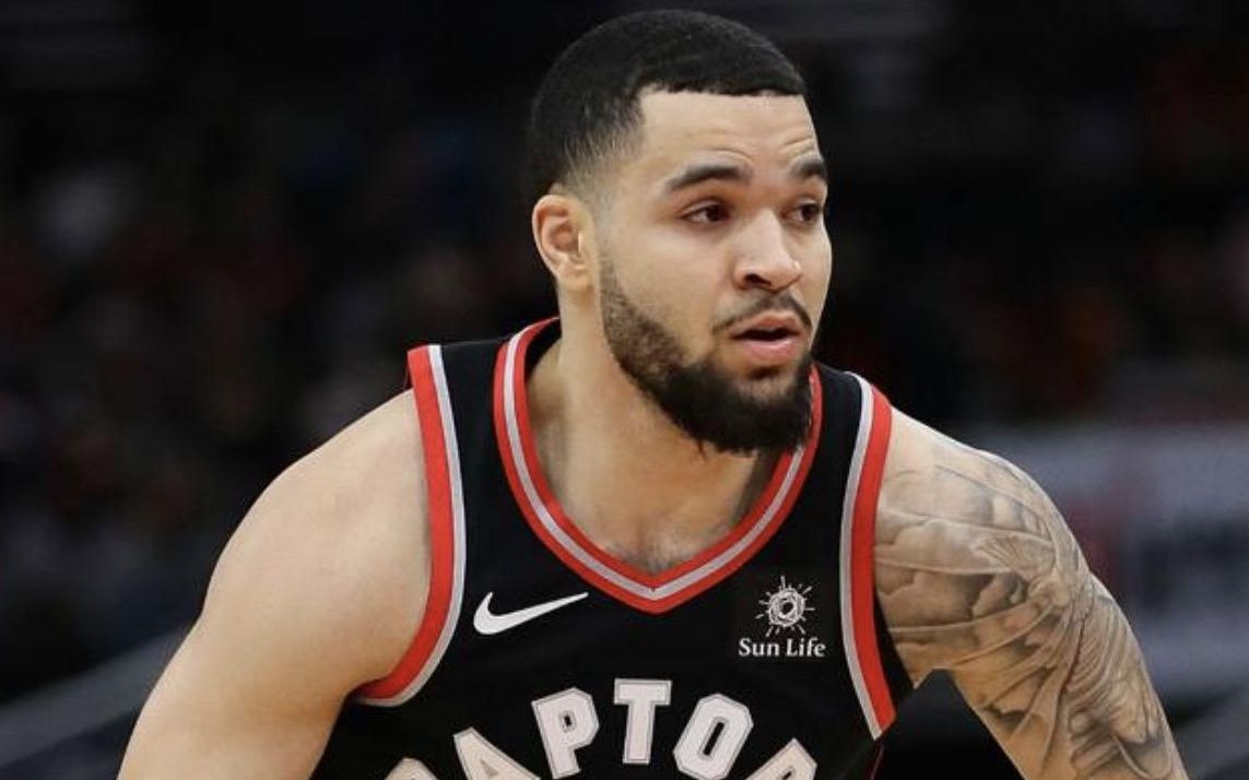 拉齐奥通过 拉齐奥通过