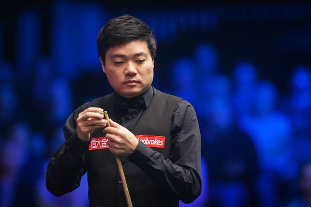 与此同时 与此同时